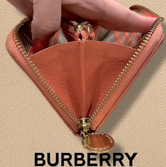 LOW START Burberry Blue Label Leather Wallet in Coral - Picture 9 of 16
